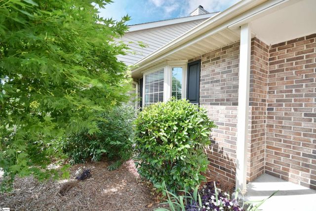 73 Forest Lake Drive, Greenville, SC 29681