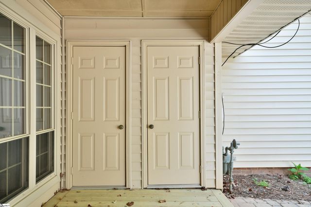 73 Forest Lake Drive, Greenville, SC 29681