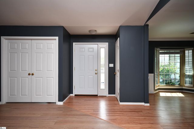 73 Forest Lake Drive, Greenville, SC 29681