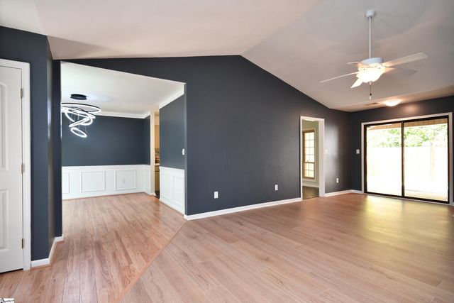 73 Forest Lake Drive, Greenville, SC 29681