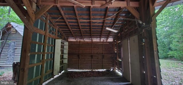 272 MOON SHADOW LN, Louisa, VA 23093