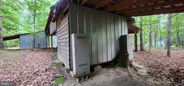 272 MOON SHADOW LN, Louisa, VA 23093