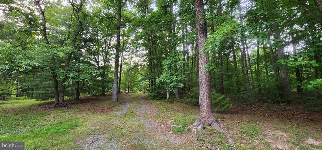 272 MOON SHADOW LN, Louisa, VA 23093