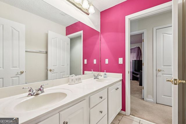 255 Squire Lane, Fayetteville, GA 30214