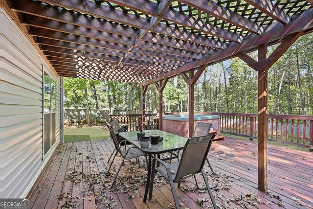 255 Squire Lane, Fayetteville, GA 30214