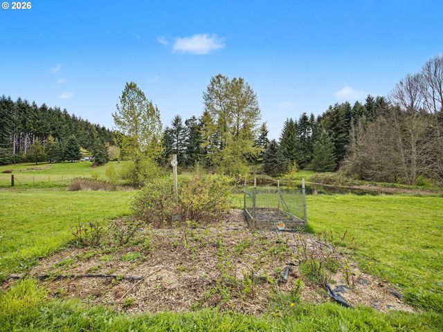 23161 Se BORNSTEDT Rd, Sandy, OR 97055