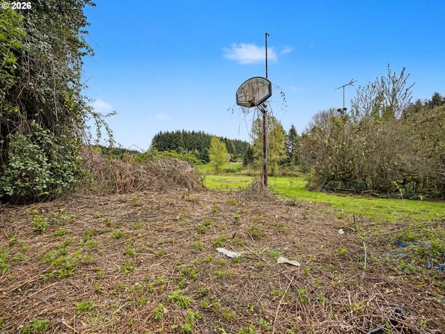 23161 Se BORNSTEDT Rd, Sandy, OR 97055