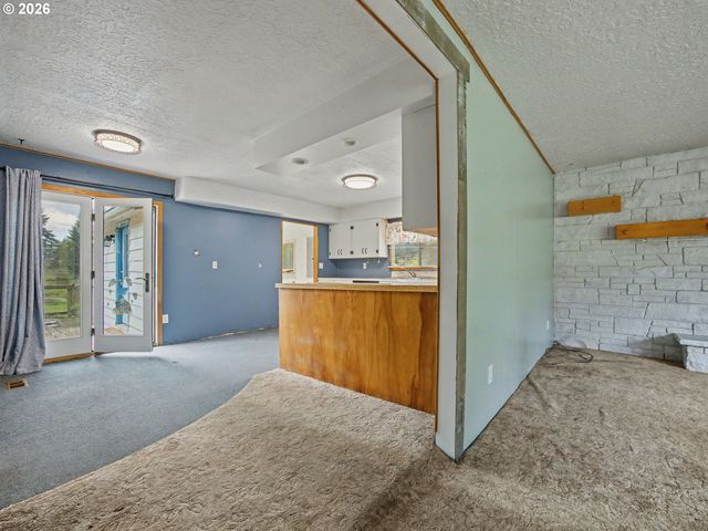 23161 Se BORNSTEDT Rd, Sandy, OR 97055