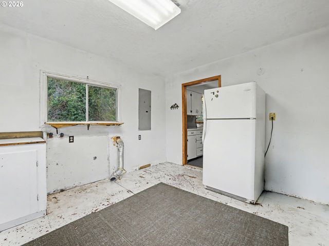 23161 Se BORNSTEDT Rd, Sandy, OR 97055