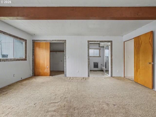 23161 Se BORNSTEDT Rd, Sandy, OR 97055