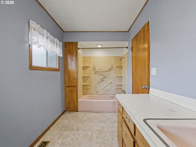 23161 Se BORNSTEDT Rd, Sandy, OR 97055