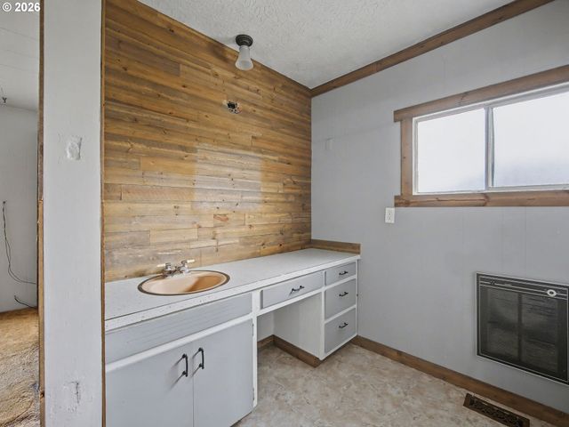 23161 Se BORNSTEDT Rd, Sandy, OR 97055