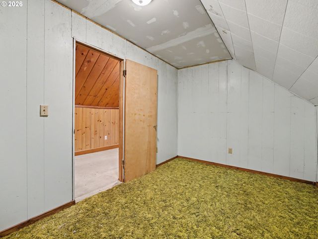 23161 Se BORNSTEDT Rd, Sandy, OR 97055