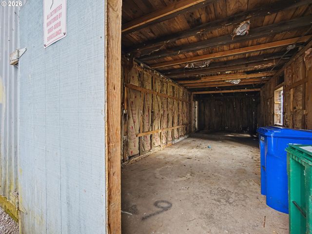 23161 Se BORNSTEDT Rd, Sandy, OR 97055