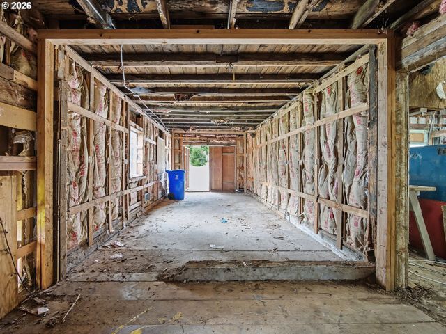 23161 Se BORNSTEDT Rd, Sandy, OR 97055