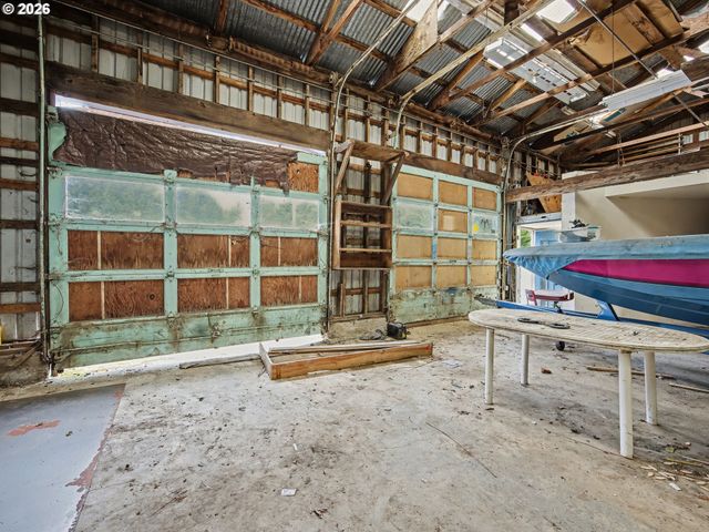 23161 Se BORNSTEDT Rd, Sandy, OR 97055