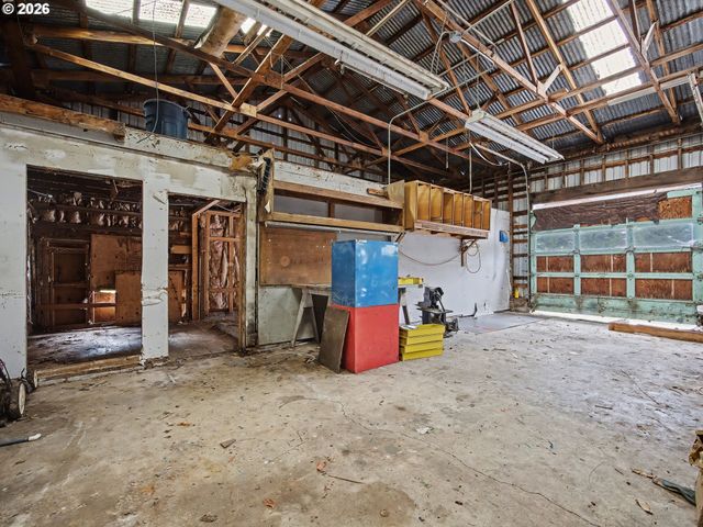 23161 Se BORNSTEDT Rd, Sandy, OR 97055