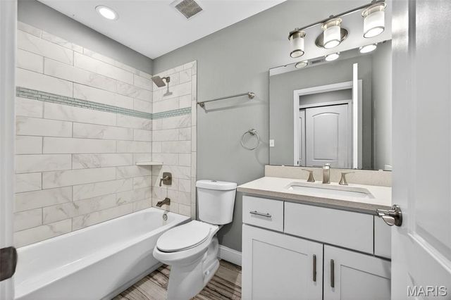 4226 Connecticut Street, St Louis, MO 63116