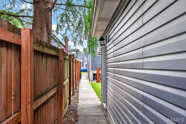 4226 Connecticut Street, St Louis, MO 63116