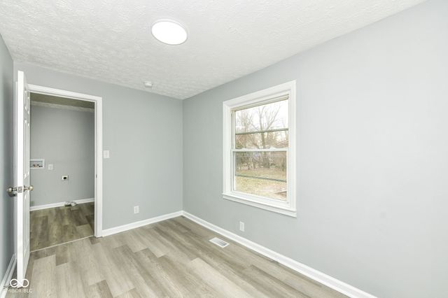 2315 E 3rd Street, Anderson, IN 46012