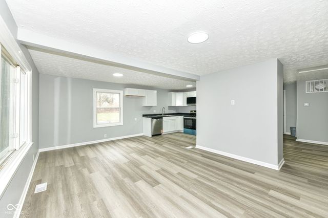 2315 E 3rd Street, Anderson, IN 46012