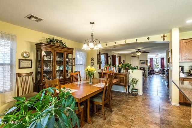 1456 E HOLIDAY Drive, Casa Grande, AZ 85122