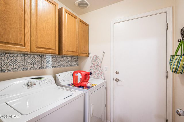 1456 E HOLIDAY Drive, Casa Grande, AZ 85122