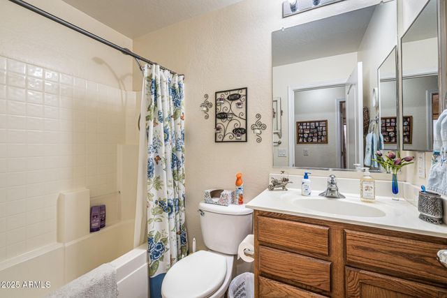 1456 E HOLIDAY Drive, Casa Grande, AZ 85122