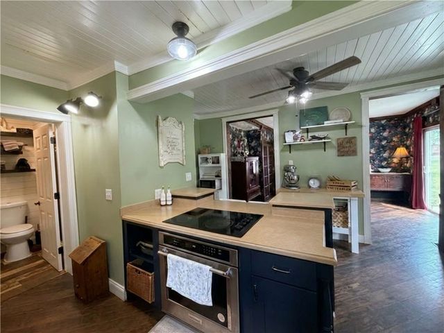 210 Piersol Ave, Bentleyville, PA 15314