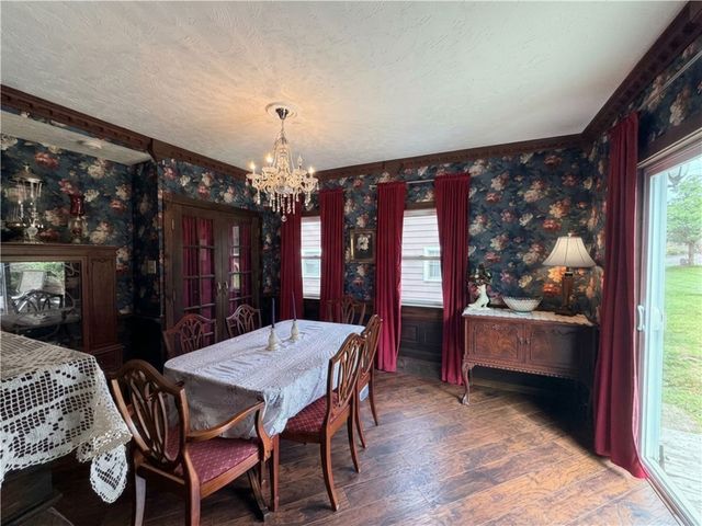 210 Piersol Ave, Bentleyville, PA 15314