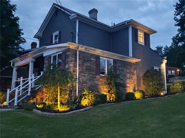 210 Piersol Ave, Bentleyville, PA 15314