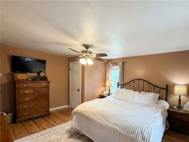 210 Piersol Ave, Bentleyville, PA 15314