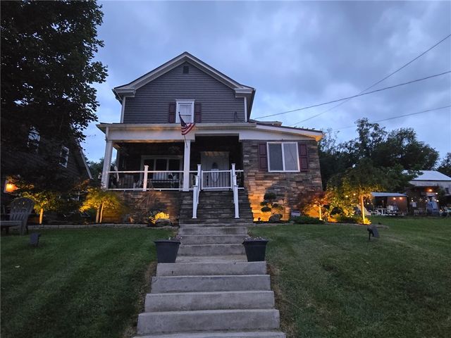 210 Piersol Ave, Bentleyville, PA 15314