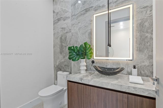 1234 NE 17th Ter, Fort Lauderdale, FL 33304