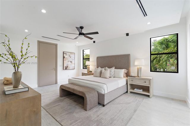 1234 NE 17th Ter, Fort Lauderdale, FL 33304