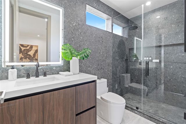 1234 NE 17th Ter, Fort Lauderdale, FL 33304