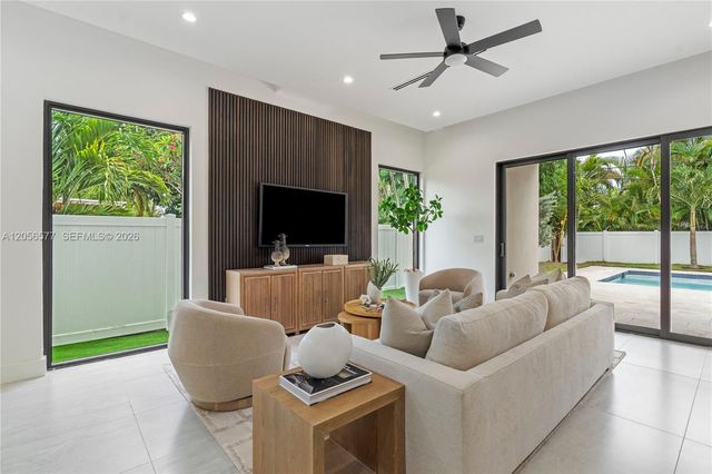 1234 NE 17th Ter, Fort Lauderdale, FL 33304