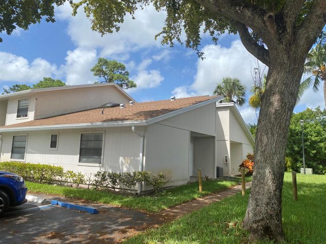5330 Elmhurst Road G, West Palm Beach, FL 33417