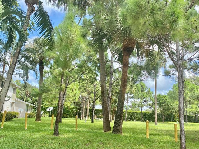 5330 Elmhurst Road G, West Palm Beach, FL 33417