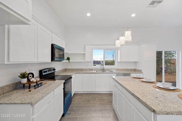 1731 Circulo Bahia, Rio Rico, AZ 85648