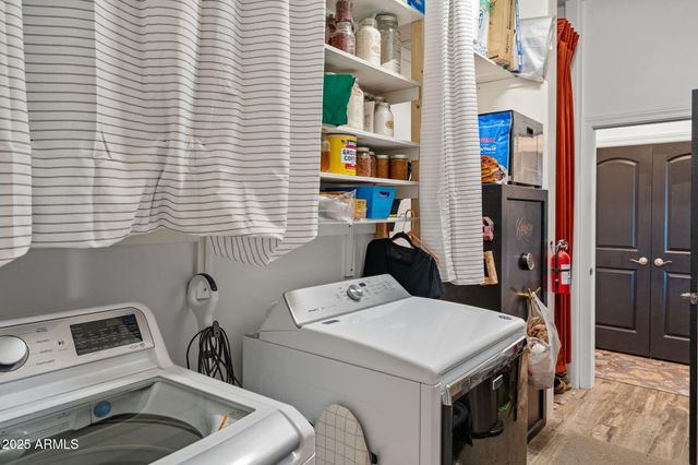 25516 W HUNTER Drive, Wittmann, AZ 85361