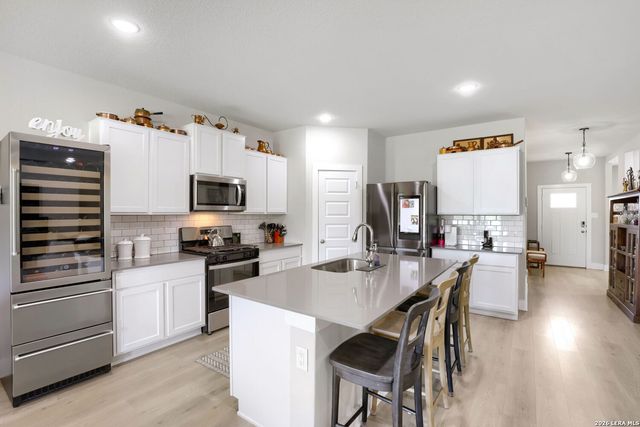 3167 IRON CYN, Bulverde, TX 78163