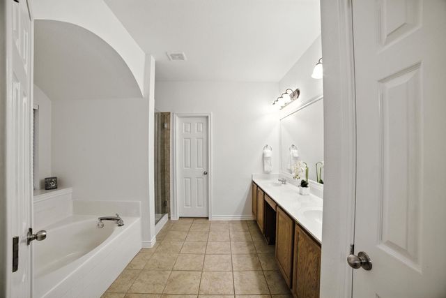 3801 Poppy Hills CV, Round Rock, TX 78664