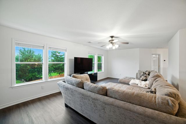 3801 Poppy Hills CV, Round Rock, TX 78664