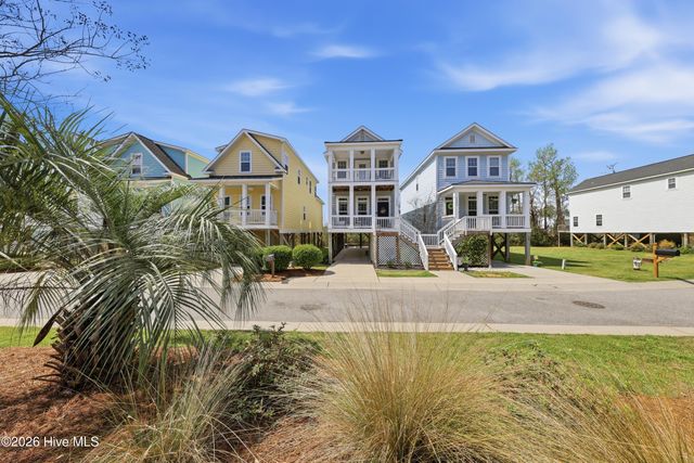 1270 Charleston Common Drive, Leland, NC 28451