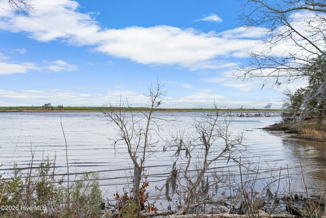 1270 Charleston Common Drive, Leland, NC 28451