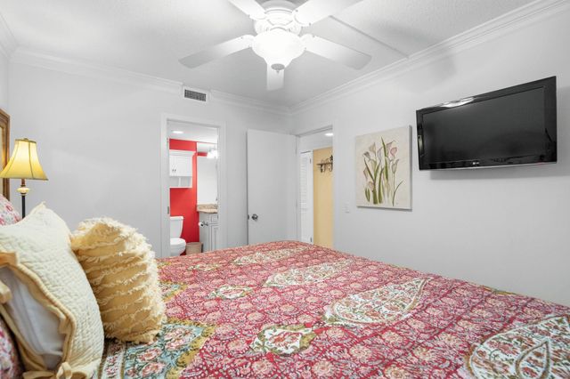 101 Ocean Creek Dr Apt CC8, Myrtle Beach, SC 29572