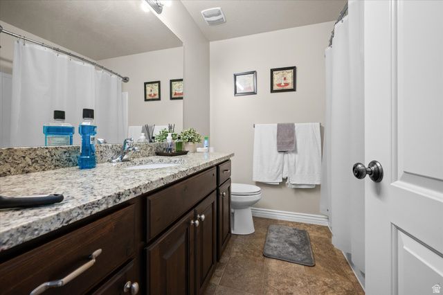 1827 E WHITETAIL DR, Layton, UT 84040