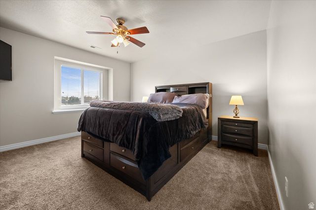 1827 E WHITETAIL DR, Layton, UT 84040