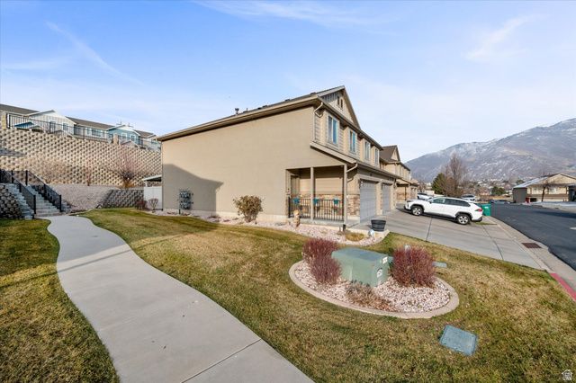1827 E WHITETAIL DR, Layton, UT 84040